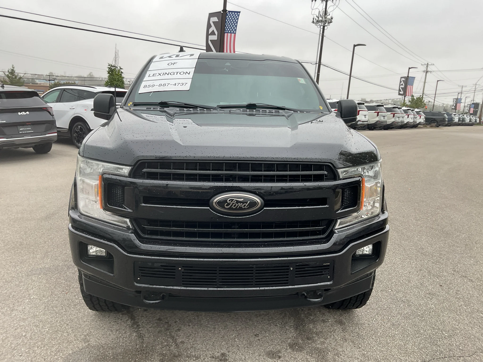 Used 2019 Agate Black Metallic Ford XLT image 3