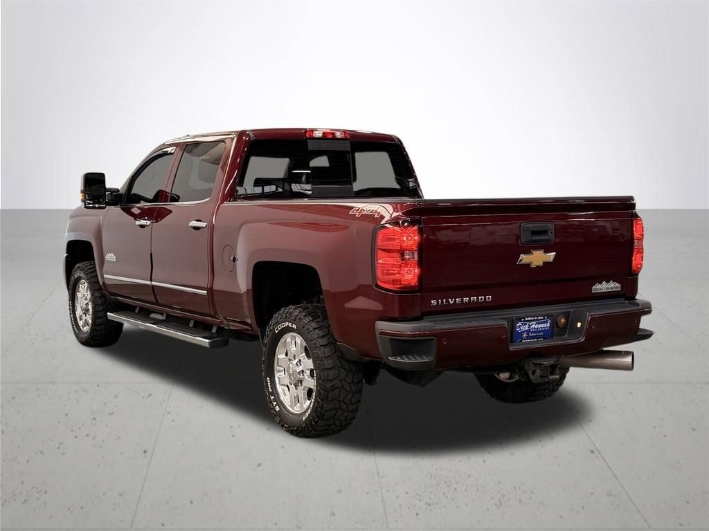 Used 2016 BUTTE RED METALLIC Chevrolet High Country image 11