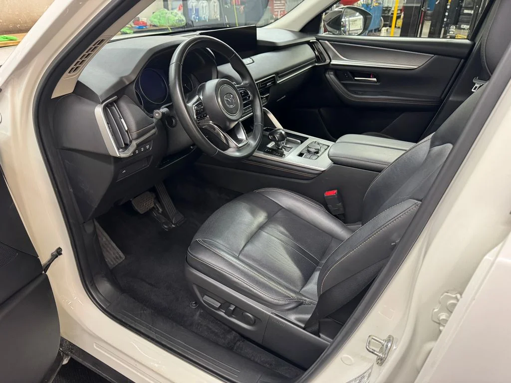 Used 2025 White Mazda 3.3 Turbo Preferred 3.3 Turbo Preferred Package image 14