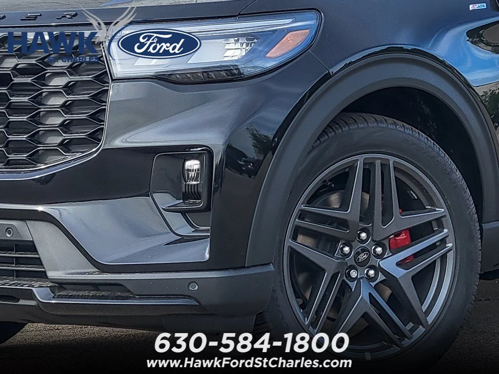 New 2027 Agate Black Metallic Ford 4DR 4WD ST-LINE image 2