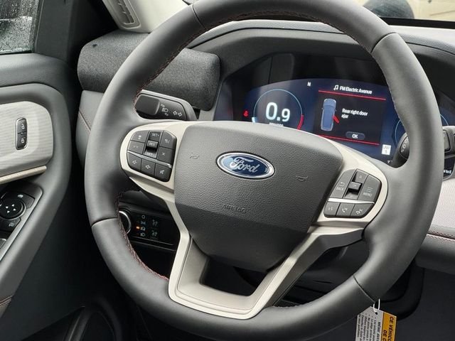 New 2026 Agate Black Metallic Ford Active image 8