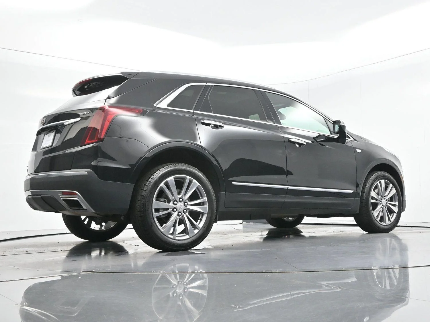 Used 2025 Stellar Black Metallic Cadillac Premium Luxury image 50
