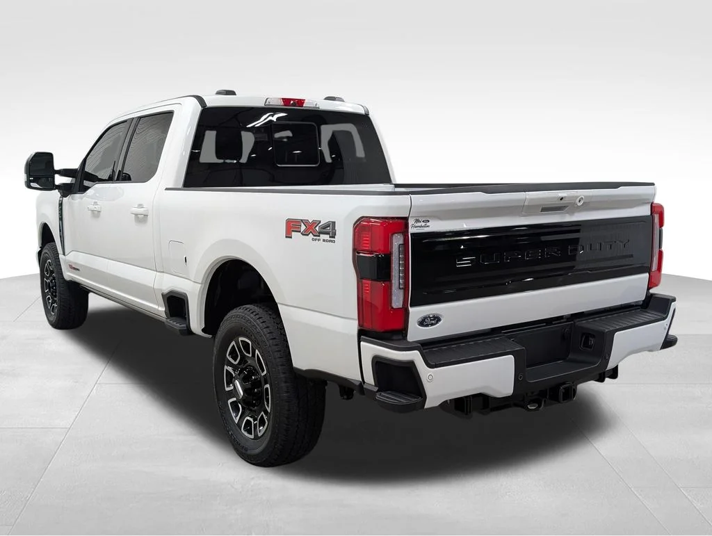 New 2026 Star White Metallic Tri-Coat Ford F-250® Platinum® image 31