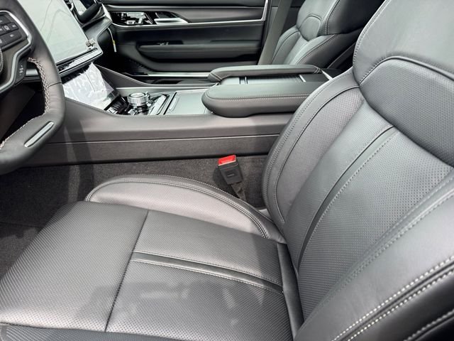 New 2026 High Gloss Black Jeep Summit Obsidian image 11