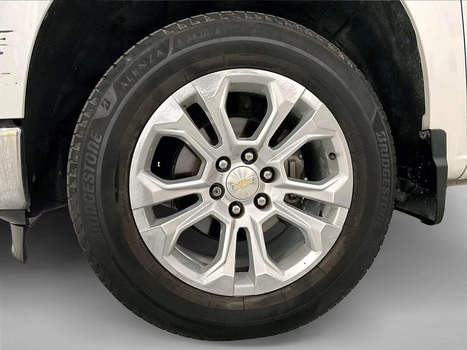 Used 2022 Iridescent Pearl Tricoat Chevrolet LTZ image 10