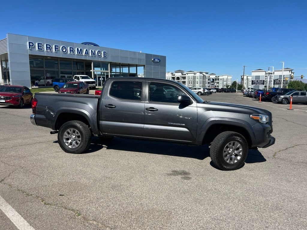 Used 2018 Magnetic Gray Metallic Toyota SR5 image 4