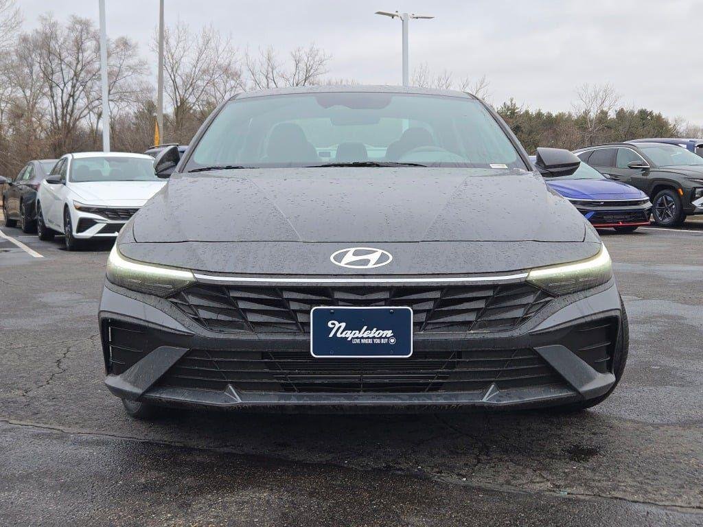 New 2026 Gray Hyundai SEL Sport image 4
