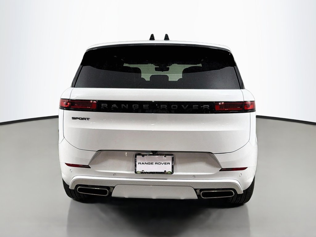 New 2027 Fuji White Land Rover Dynamic SE image 6