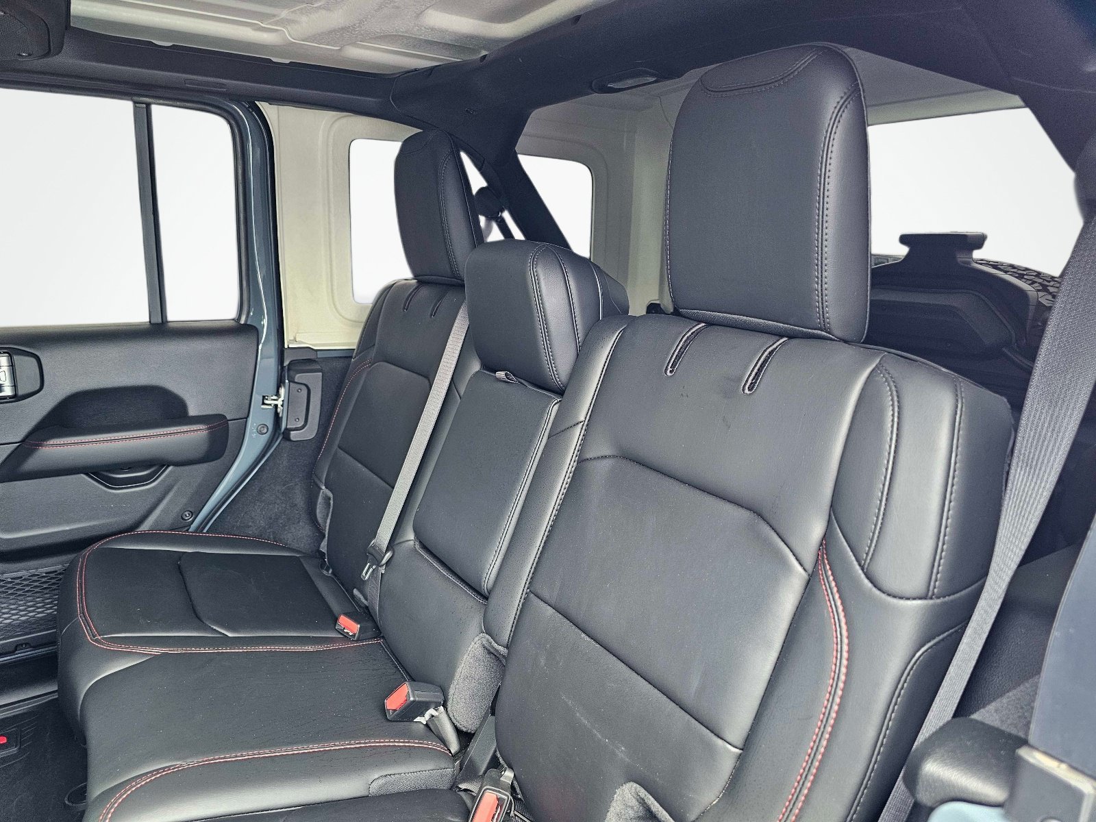Used 2024 Anvil Clear Coat Jeep Rubicon image 33