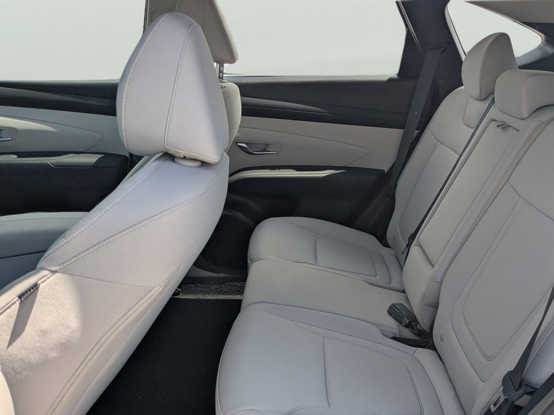 New 2026 Serenity White Pearl Hyundai SE FWD image 28