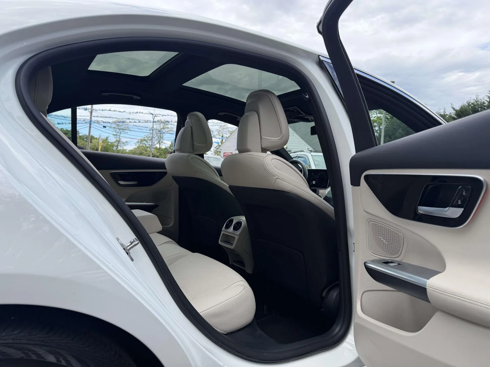 Used 2025 White Mercedes-Benz C 300 image 13