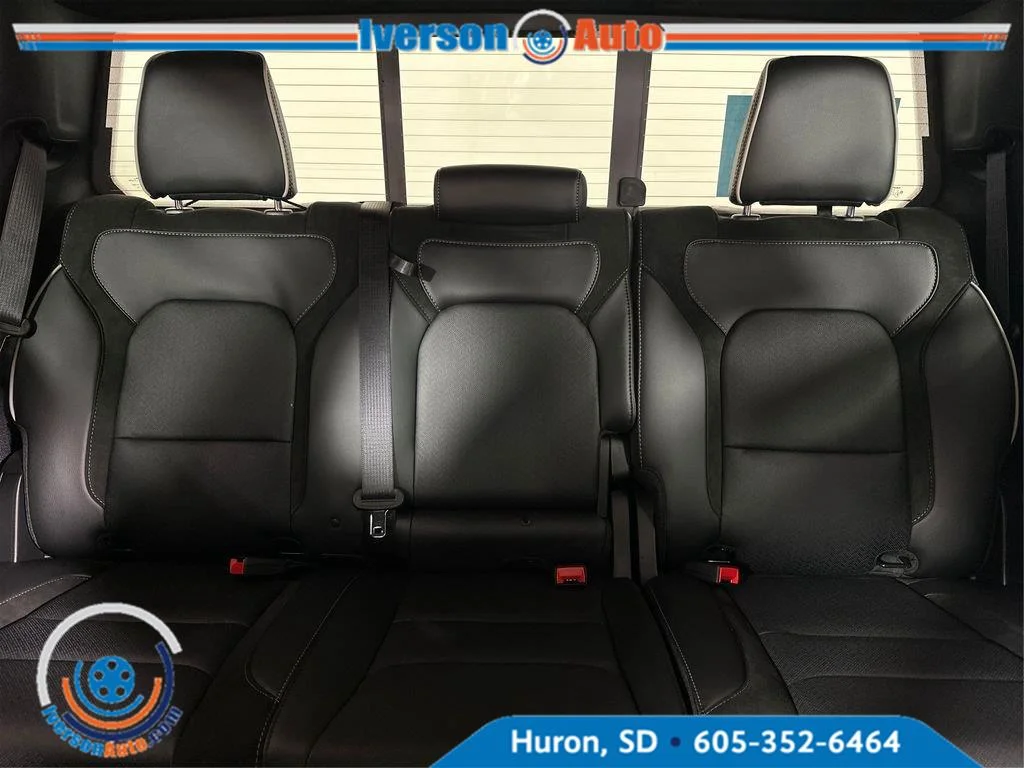New 2026 Granite Crystal Metallic Clearcoat Ram Laramie image 24