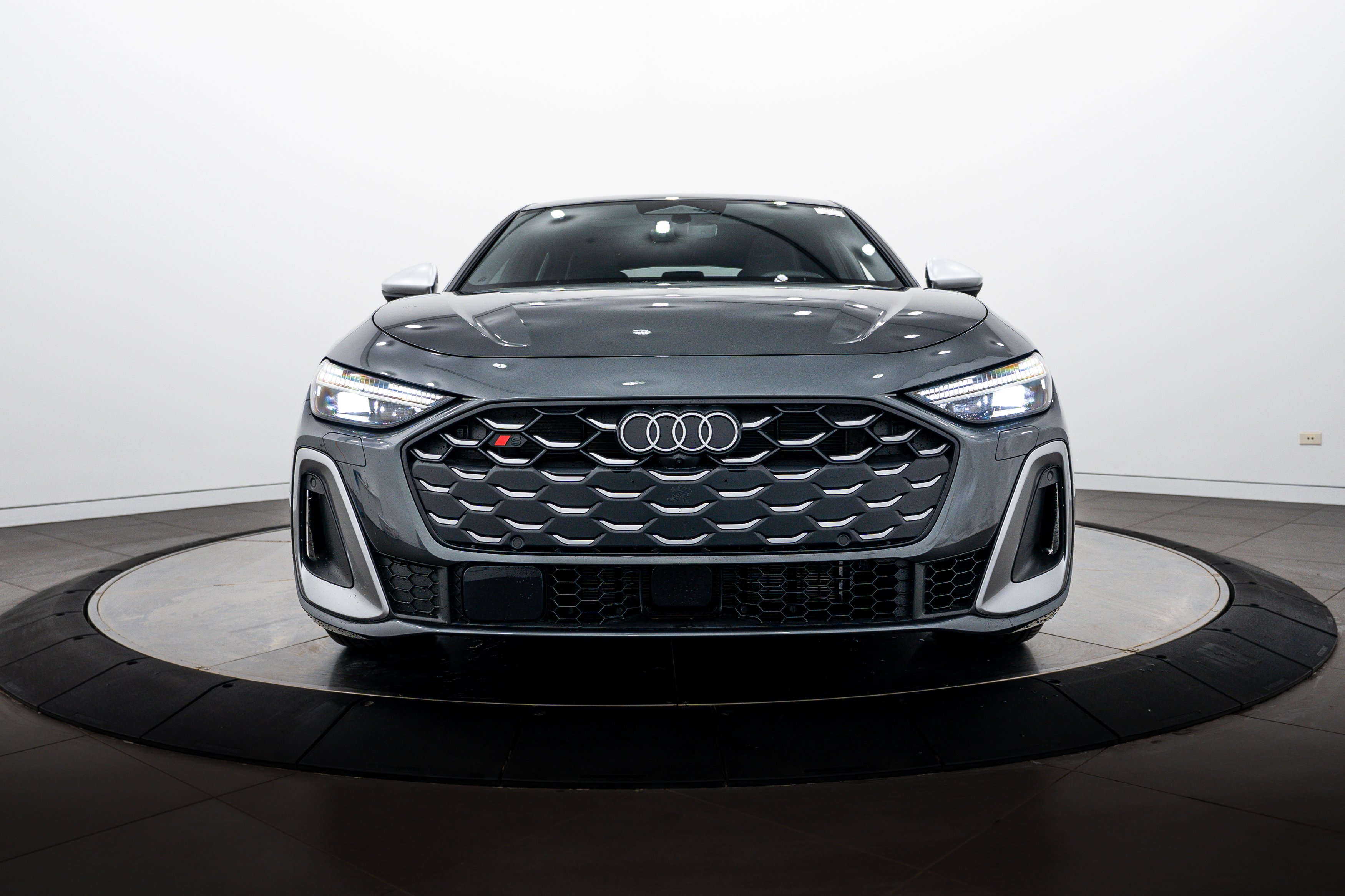 New 2025 Daytona Gray Audi Premium Plus image 24
