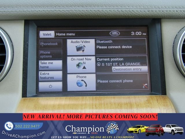 Used 2012 White Land Rover V8 image 13