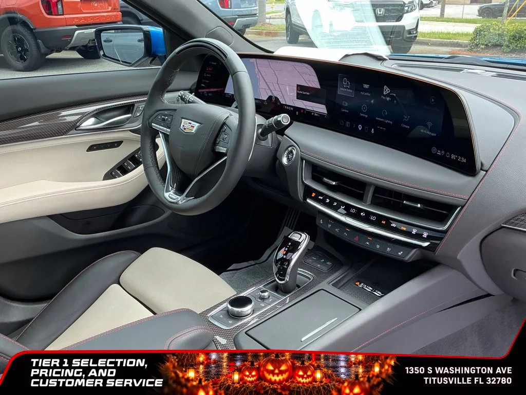 Used 2025 Coastal Blue Metallic Cadillac V-Series image 17