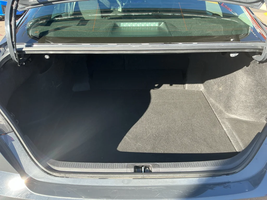 Used 2025 UNDERGROUND Toyota LE image 14