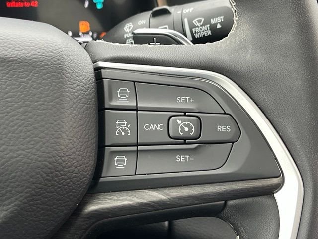 Used 2025 White Jeep Anniversary Edition 4xe image 16