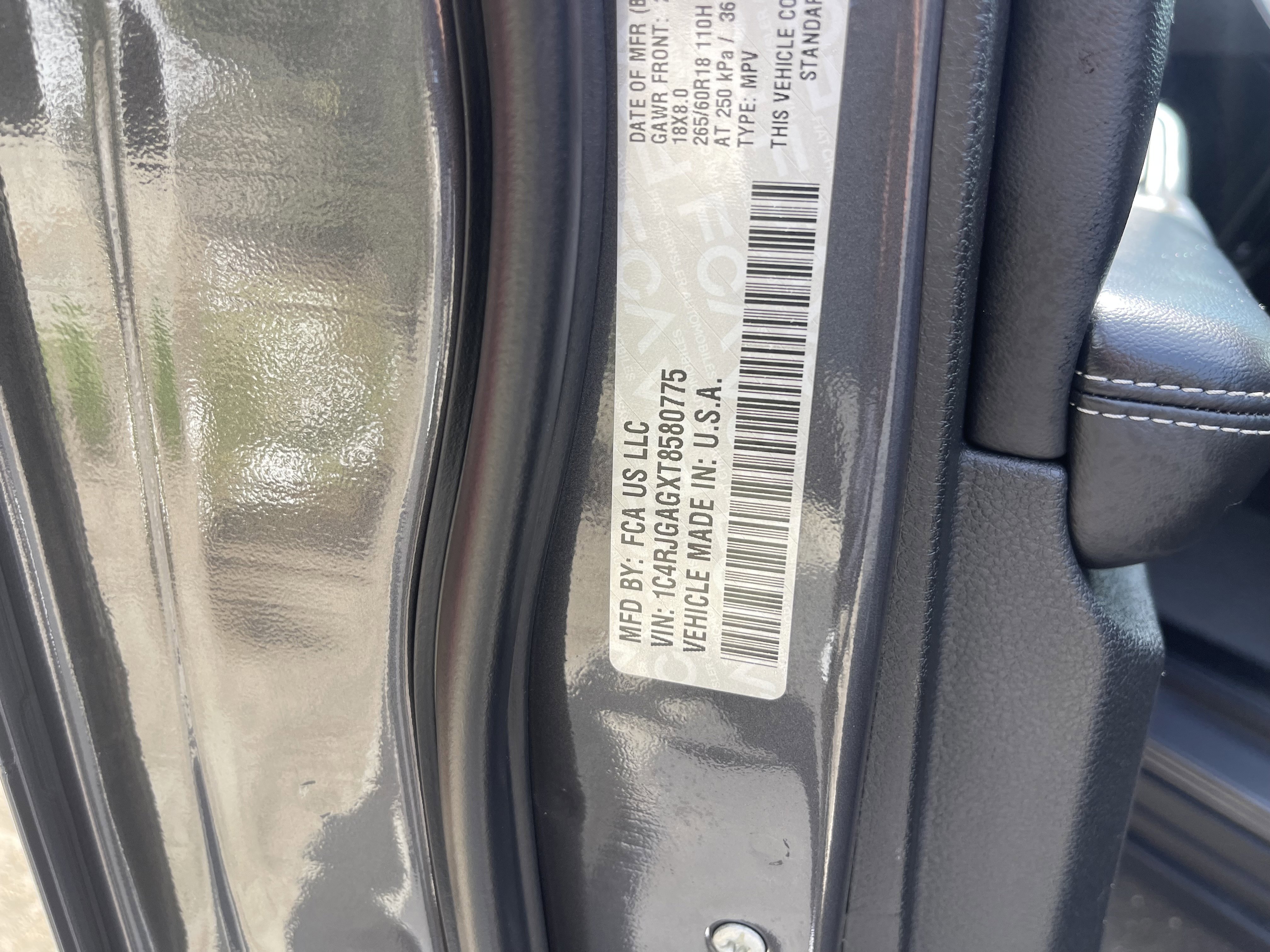 New 2026 Baltic Gray Metallic Clear-Coat Exterior Paint Jeep Laredo image 30