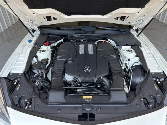 Used 2015 White Mercedes-Benz SL 400 Roadster image 28