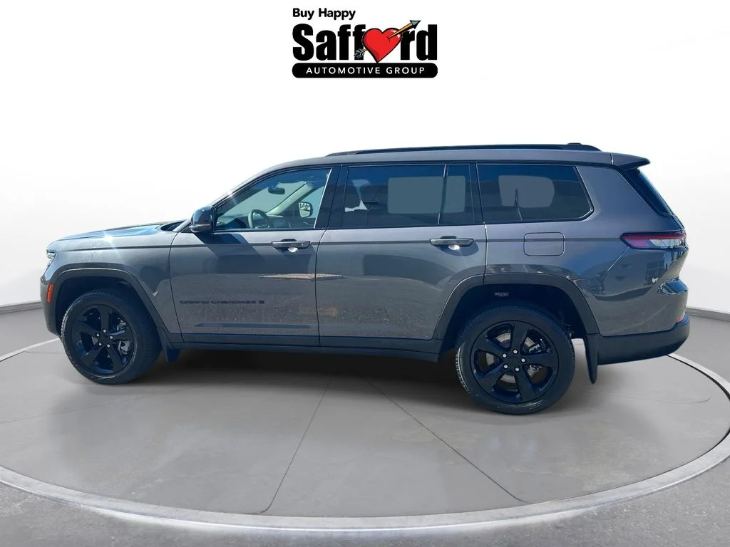 Used 2025 Gray Jeep Limited image 4