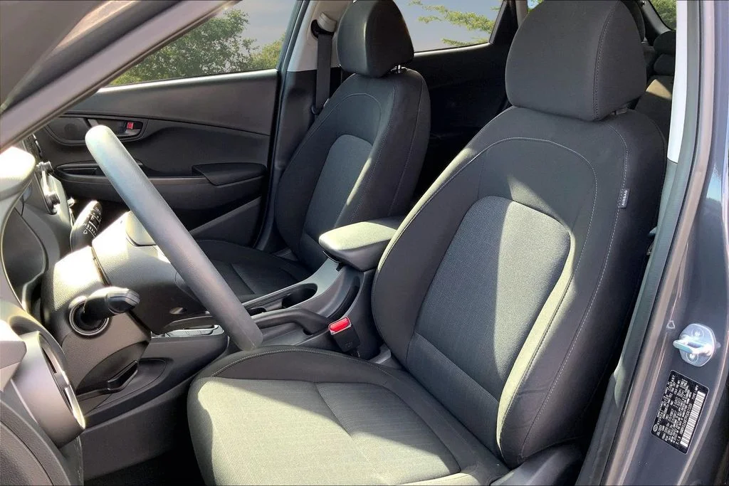 Used 2023 Gray Hyundai SEL image 20