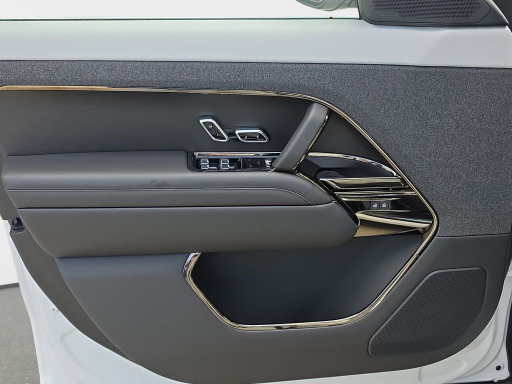 New 2026 Beige Land Rover Dynamic SE image 28
