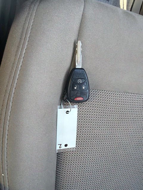 Used 2014 Rugged Brown Pearlcoat Jeep Latitude image 29