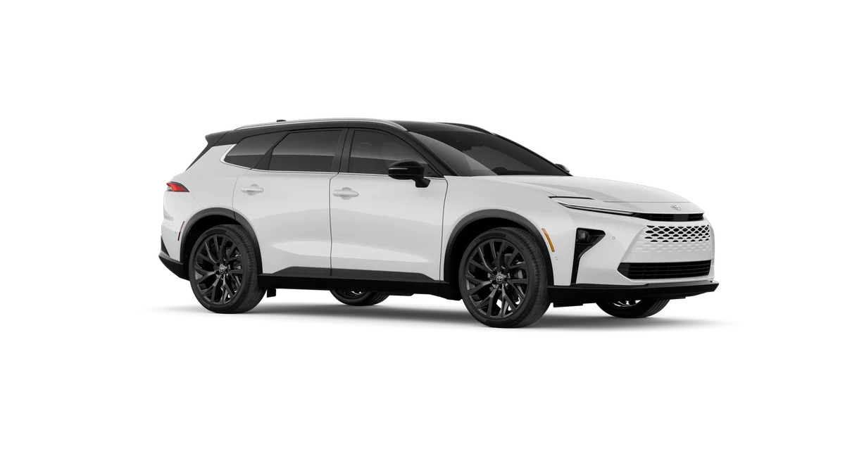 New 2026 Oxygen White With Black Roof [Extra_Cost_Color] Toyota Limited image 14