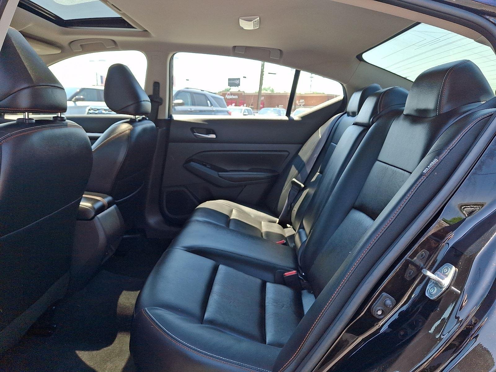 Used 2024 Black Nissan 2.5 SR image 12