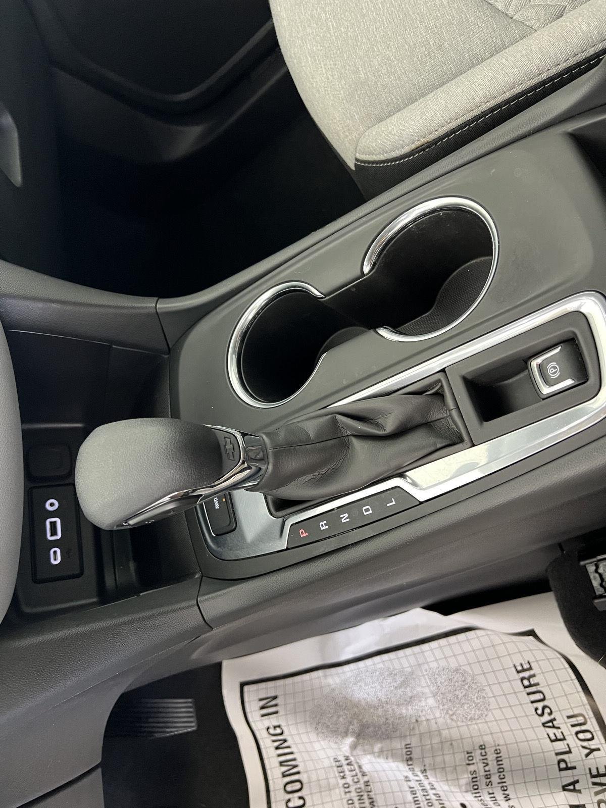 Used 2024 Summit White Chevrolet LS image 12