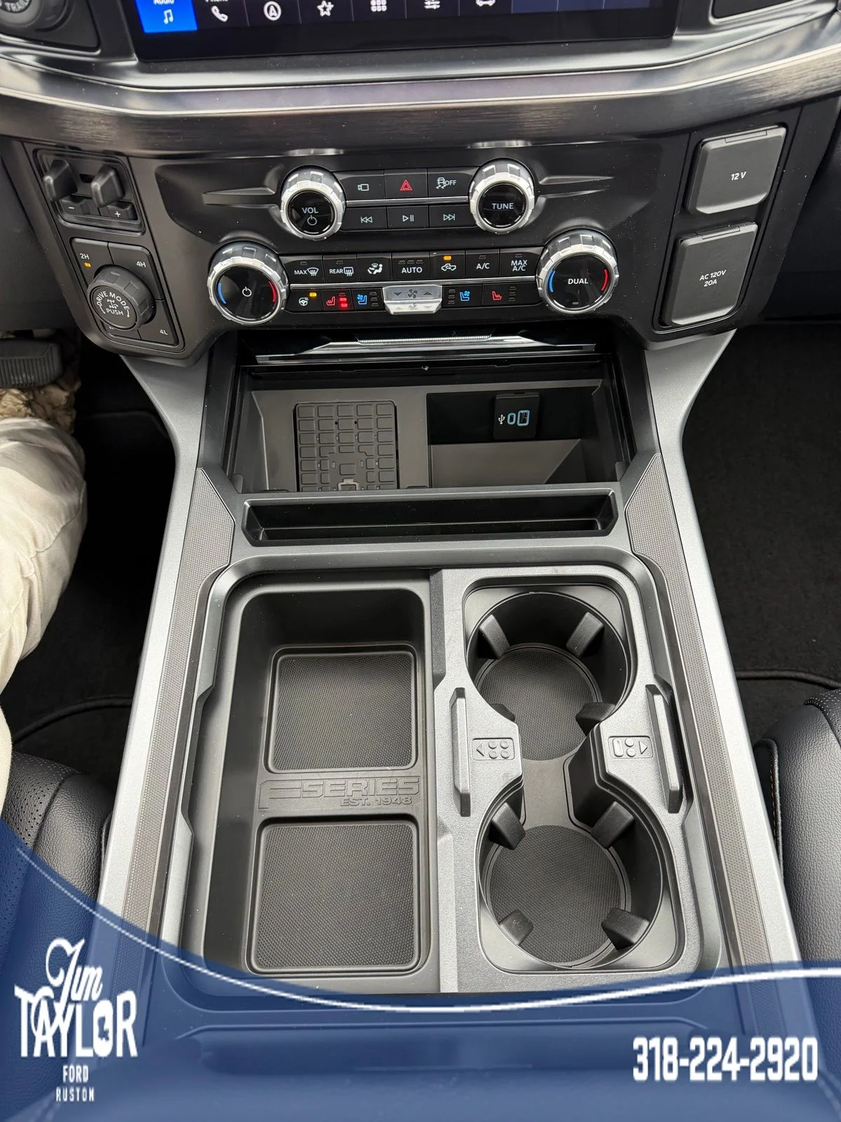 New 2026 Oxford White Ford F-250® Lariat® image 15