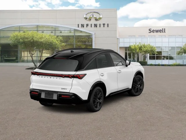 New 2027 2T RAD WHT INFINITI Sport AWD image 5