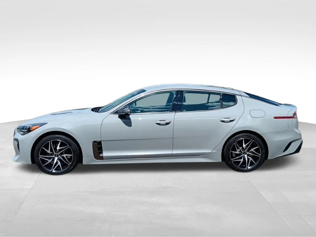Used 2022 Ceramic Silver Kia GT-Line image 5