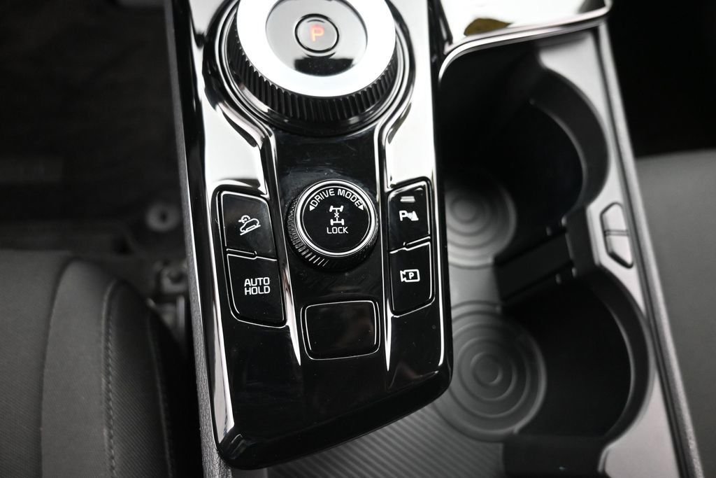 Used 2023 Black Kia LX image 20