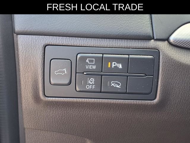 Used 2021 White Mazda Signature image 14