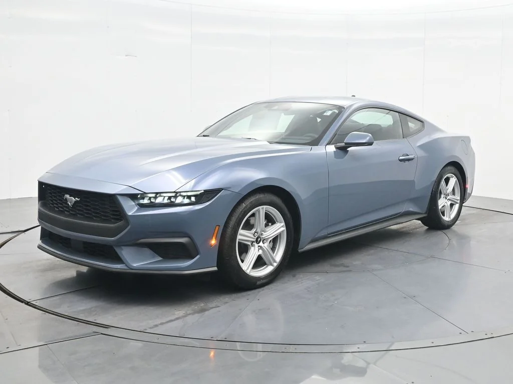 2026 Ford Mustang EcoBoost Fastback's photo