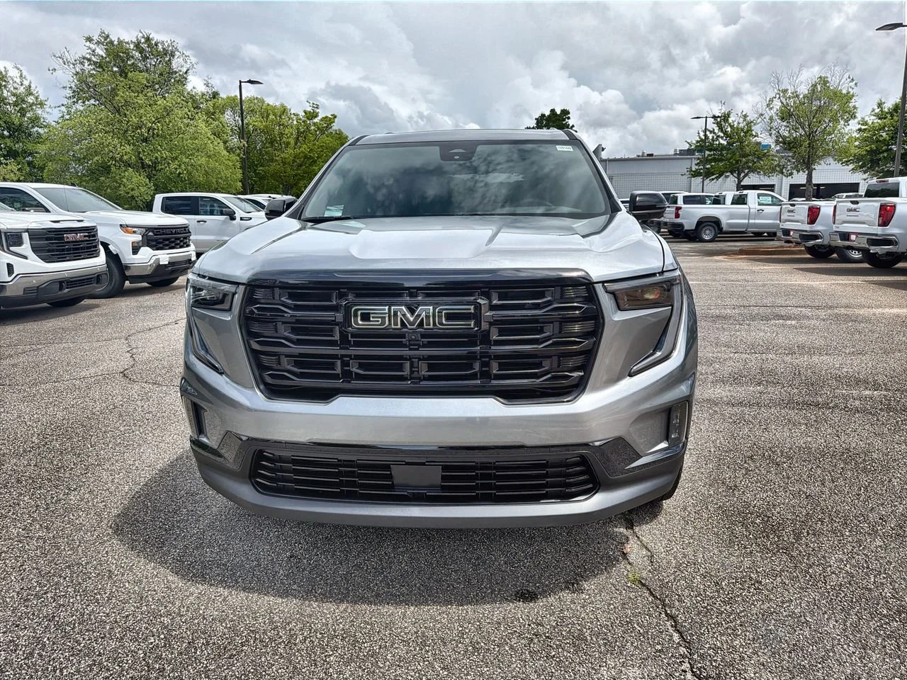 New 2026 Sterling Metallic GMC Elevation image 3