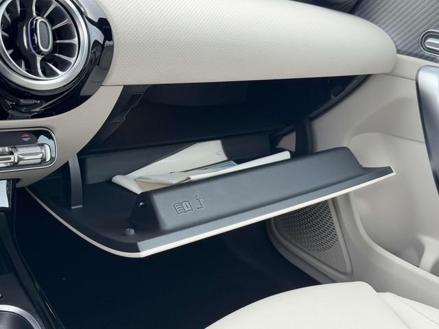 2025 Mercedes-Benz CLA CLA 250 - Photo 31