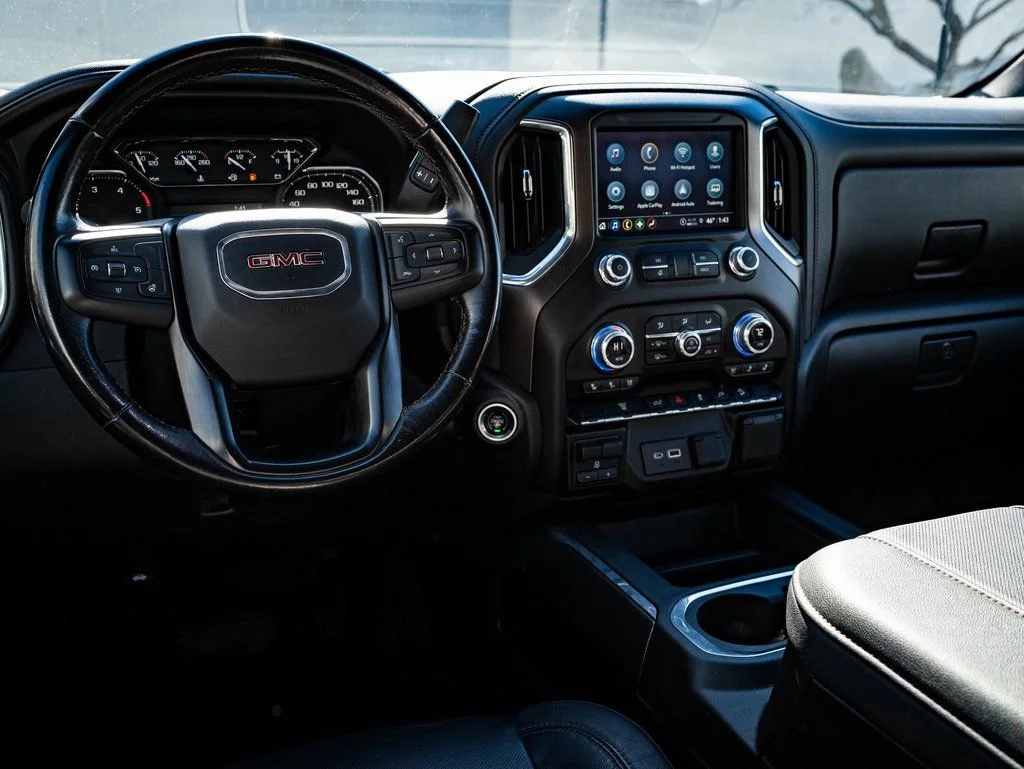 Used 2023 Ebony Twilight Metallic GMC AT4 image 4