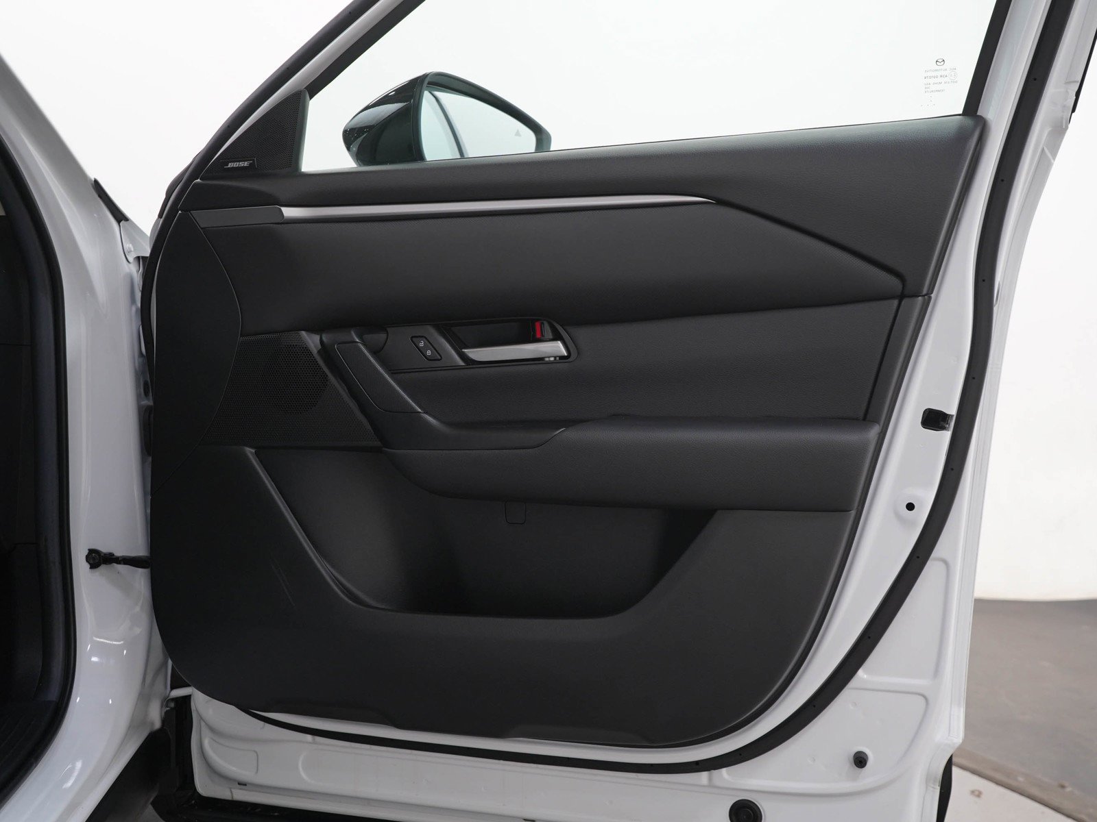 Used 2024 Wind Chill Pearl Mazda 2.5 S Premium Package image 9