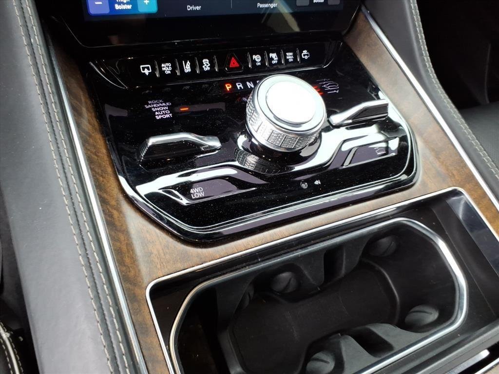 2022 Jeep Grand Wagoneer Series II - Photo 22