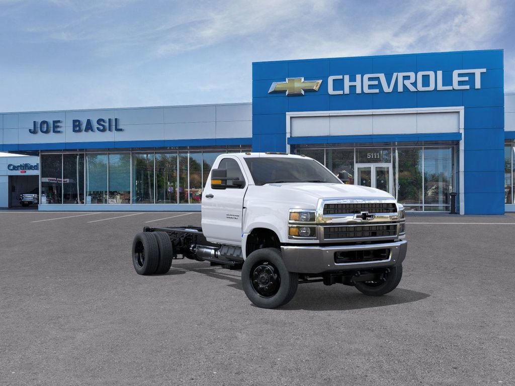 2025 Chevrolet Silverado HD WT 4WD Regular Cab 165" WB's photo