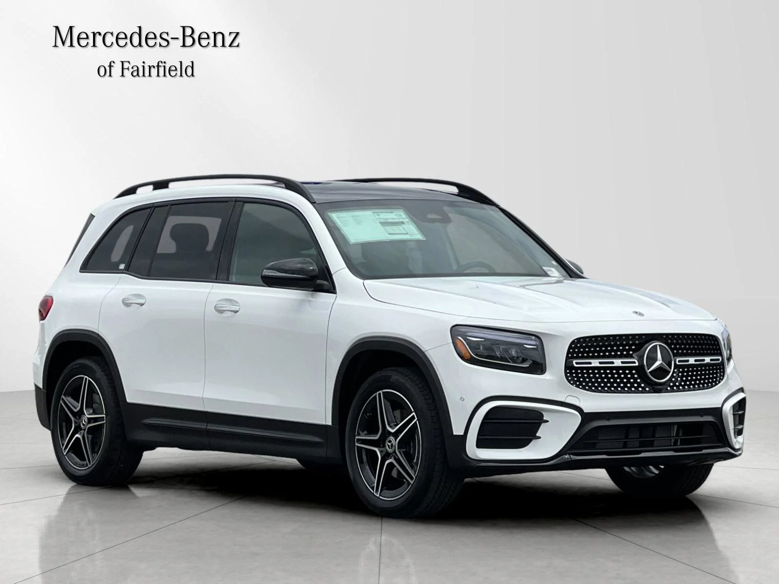 New 2026 White Mercedes-Benz GLB 250 image 9
