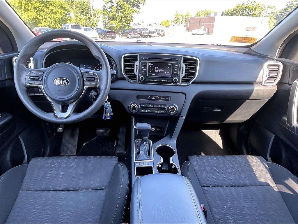 Used 2019 Red Kia LX image 21