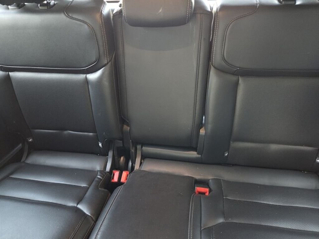 Used 2026 Oxford White Ford Platinum image 10
