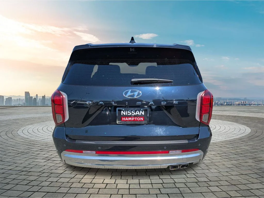 Used 2023 Moonlight Cloud Hyundai Calligraphy image 6