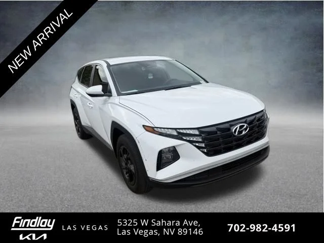 Used 2024 White Hyundai SE image 3