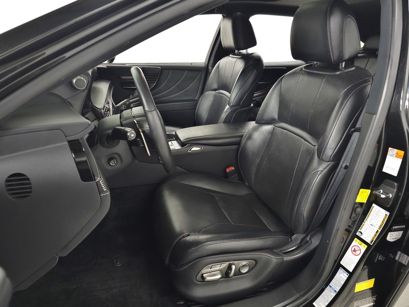 Used 2019 Caviar 223 Lexus  image 17