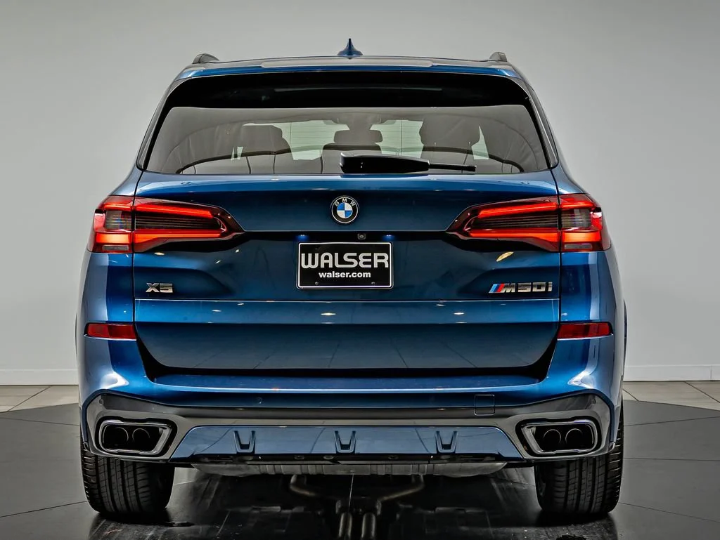 Used 2023 Phytonic Blue Metallic BMW M50i image 6