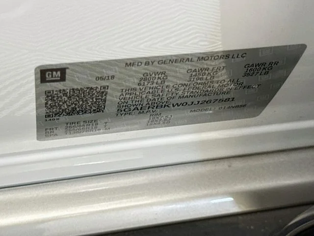 Certified Used 2018 White Frost Tricoat Buick Essence image 32